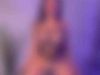 Cupcake-Izzy's Live Sex Cam Show