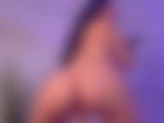 Cupcake-Izzy's Live Sex Cam Show