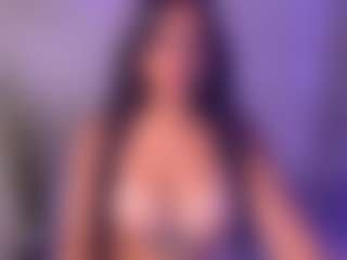 Live cam show with Cupcake-Izzy - Fingering Young Adult on CamwithHer