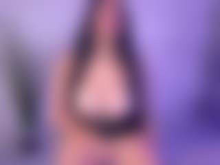 Cupcake-Izzy's Live Sex Cam Show