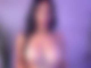 Cupcake-Izzy's Live Sex Cam Show