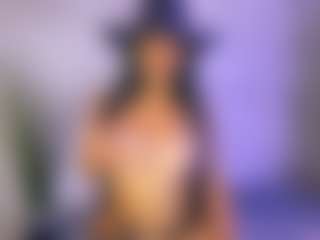 Cupcake-Izzy's Live Sex Cam Show