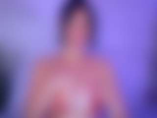 Cupcake-Izzy's Live Sex Cam Show