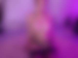 Cupcake-Izzy's Live Sex Cam Show