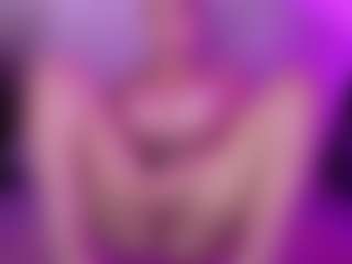 Cupcake-Izzy's Live Sex Cam Show