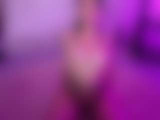 Cupcake-Izzy's Live Sex Cam Show