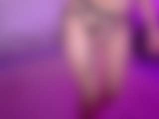 Cupcake-Izzy's Live Sex Cam Show