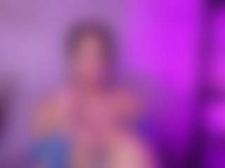 Cupcake-Izzy's Live Sex Cam Show