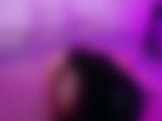 Live cam show with Cupcake-Izzy - Wet on liverealitysex.com
