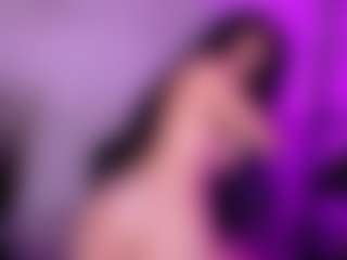 Live cam show with Cupcake-Izzy - Brown Eyes on Mixed Magazine Live