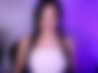 Cupcake-Izzy's Live Sex Cam Show
