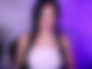 Cupcake-Izzy's Live Sex Cam Show
