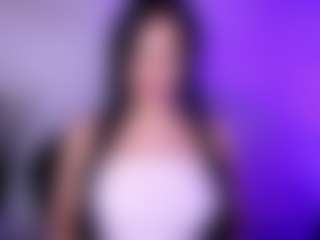 Cupcake-Izzy's Live Sex Cam Show