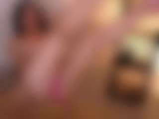 Live cam show with Cupcake-Izzy - Spank on testsause.com