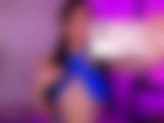 Cupcake-Izzy's Live Sex Cam Show