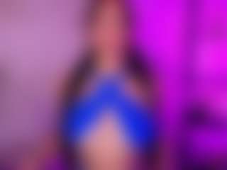 Cupcake-Izzy's Live Sex Cam Show