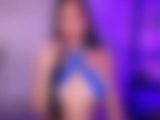 Cupcake-Izzy's Live Sex Cam Show