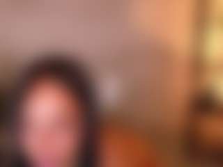 Cupcake-Izzy's Live Sex Cam Show