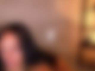 Live cam show with Cupcake-Izzy - Lovense Teen (18+) on Camsoda