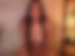 Cupcake-Izzy's Live Sex Cam Show