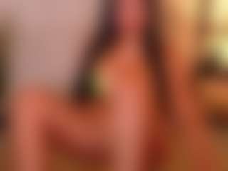 Cupcake-Izzy's Live Sex Cam Show