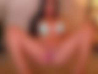 Cupcake-Izzy's Live Sex Cam Show