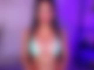 Cupcake-Izzy's Live Sex Cam Show