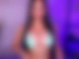 Live cam show with Cupcake-Izzy - Fingering Young Adult on AdultVida.com