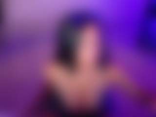 Live-camshow met Cupcake-Izzy - Deepthroat op Camsoda