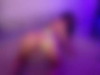 Cupcake-Izzy's Live Sex Cam Show