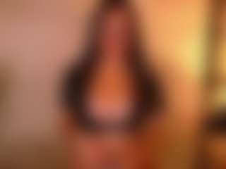 Cupcake-Izzy's Live Sex Cam Show