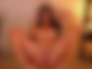 Cupcake-Izzy's Live Sex Cam Show