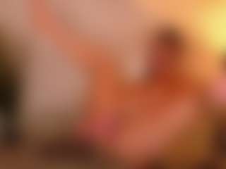 Cupcake-Izzy's Live Sex Cam Show