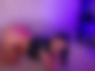 Cupcake-Izzy's Live Sex Cam Show