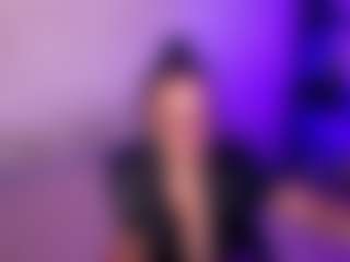 Cupcake-Izzy's Live Sex Cam Show