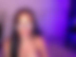 Cupcake-Izzy's Live Sex Cam Show