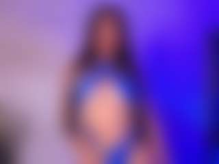 Cupcake-Izzy's Live Sex Cam Show