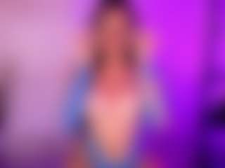 Cupcake-Izzy's Live Sex Cam Show