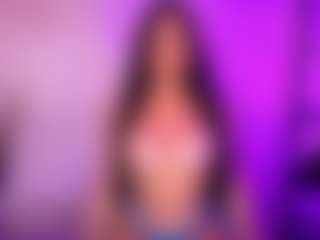 Cupcake-Izzy's Live Sex Cam Show