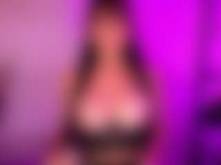 Cupcake-Izzy's Live Sex Cam Show