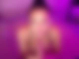 Cupcake-Izzy's Live Sex Cam Show