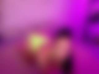 Cupcake-Izzy's Live Sex Cam Show