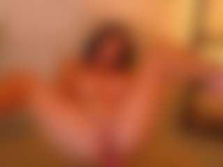 Cupcake-Izzy's Live Sex Cam Show