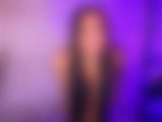 Live cam show with Cupcake-Izzy - Brown Eyes Big Tits on Camsoda Late Night