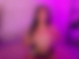 Cupcake-Izzy's Live Sex Cam Show