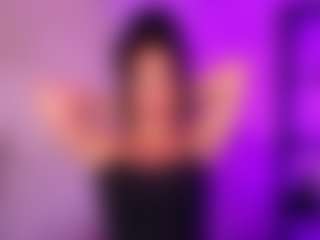 Cupcake-Izzy's Live Sex Cam Show