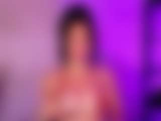 Cupcake-Izzy's Live Sex Cam Show