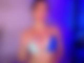 Live cam show with Cupcake-Izzy - Lush on Camsoda.co