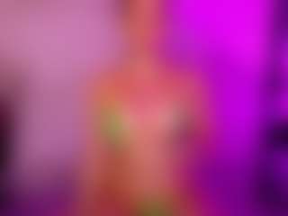 Live cam show with Cupcake-Izzy - Thick on Camsoda