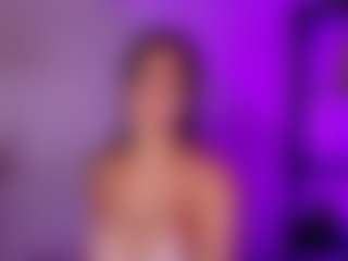 Cupcake-Izzy's Live Sex Cam Show